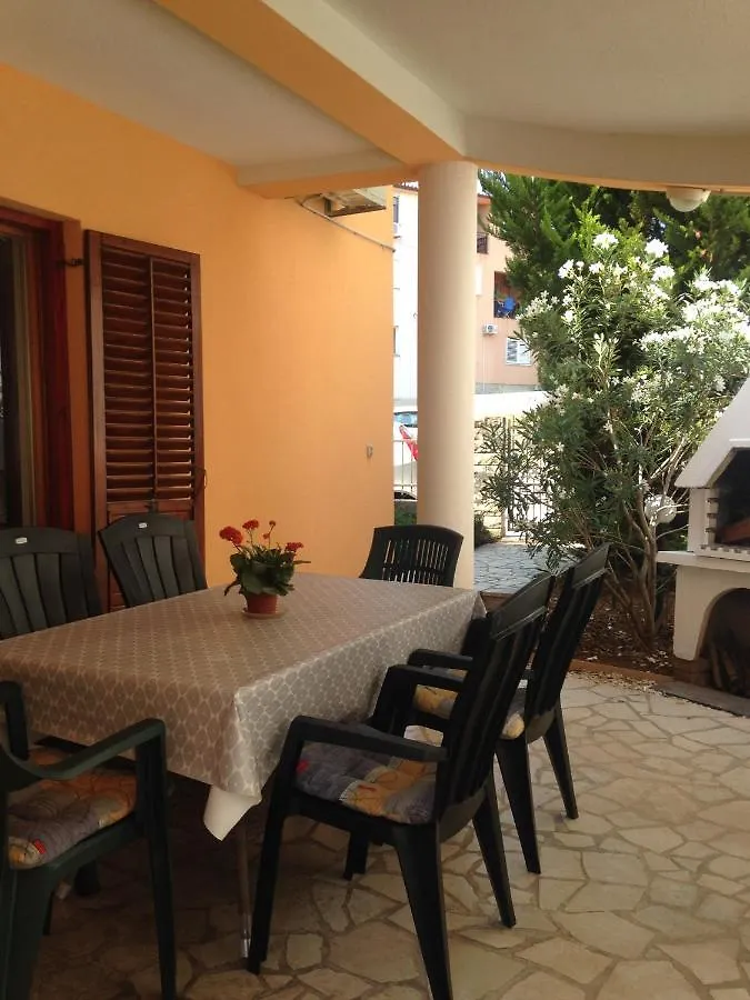 Apartments Asterix Pula