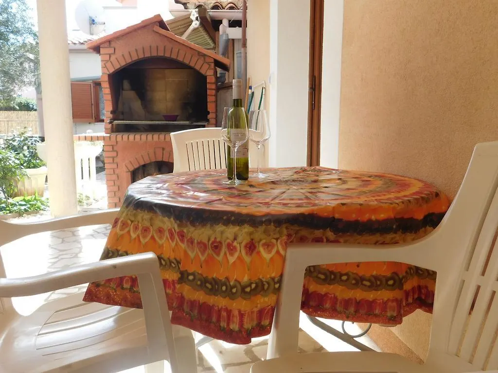 Apartments Asterix Pula Hırvatistan